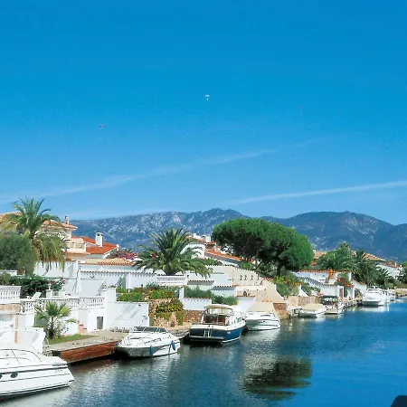Sant Maurici By Interhome * Empuriabrava