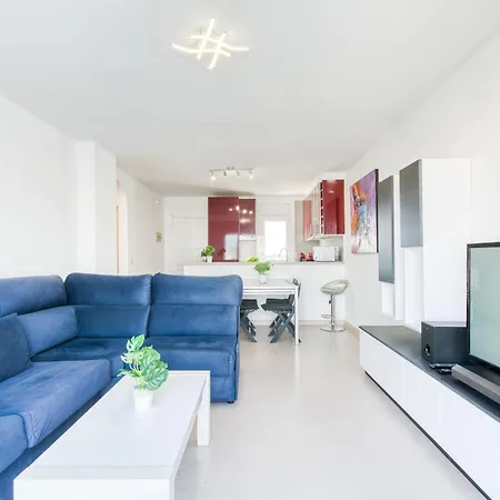 Sant Maurici By Interhome אמפוריבראבה